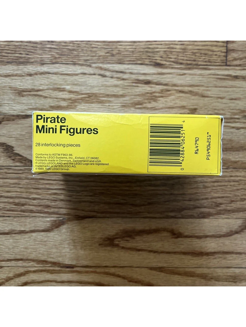 LEGO 6251 Pirates: Pirate System Minifigures Vintage 1989 Sealed